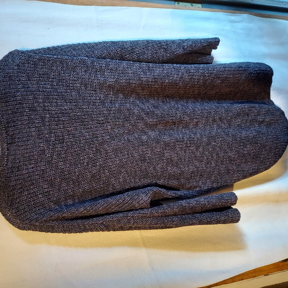 Sweater - Picture 2 of 4